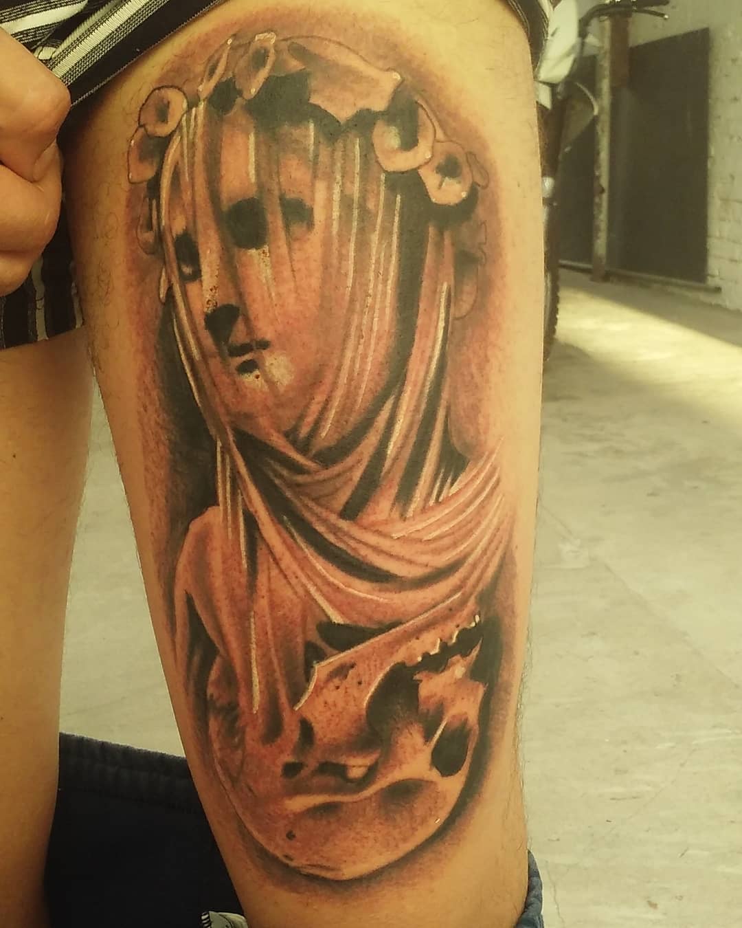 Tatuaje realista hecho en FITY TATTOO